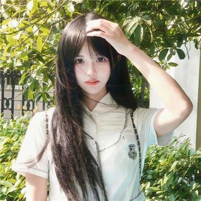 鲜花盛开的村庄
